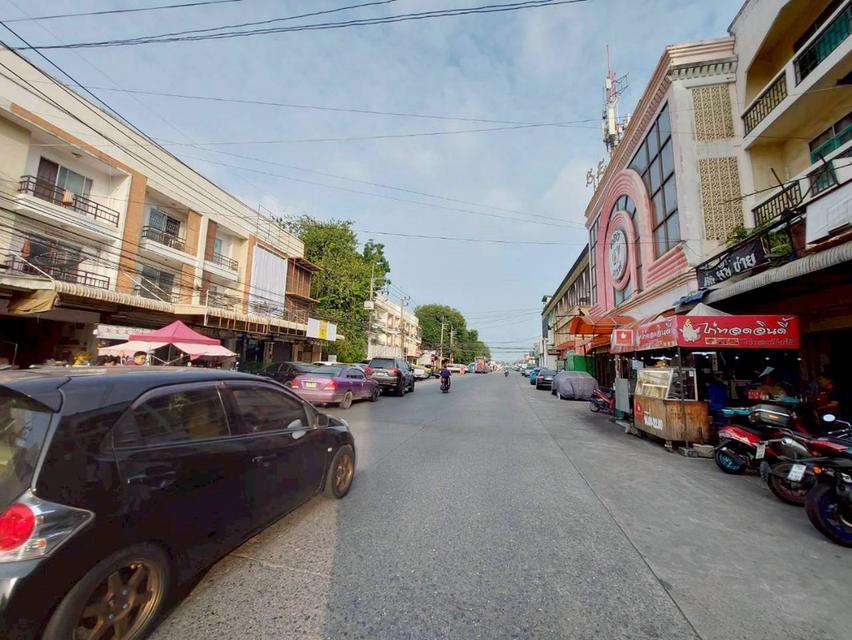 ขายตึก 3 ชั้น 3 คูหา ซอยฟ้าคราม11/18 คลอง2 ลำลูกกา 2