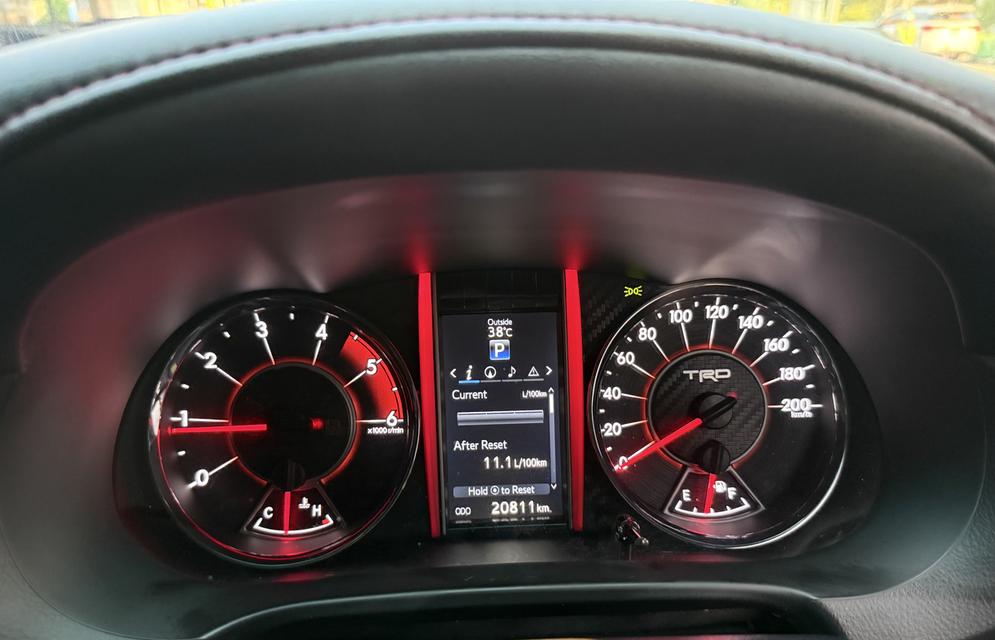 TOYOTA FORTUNER 2.8 TRD 2WD ปี2016 รูปที่ 13