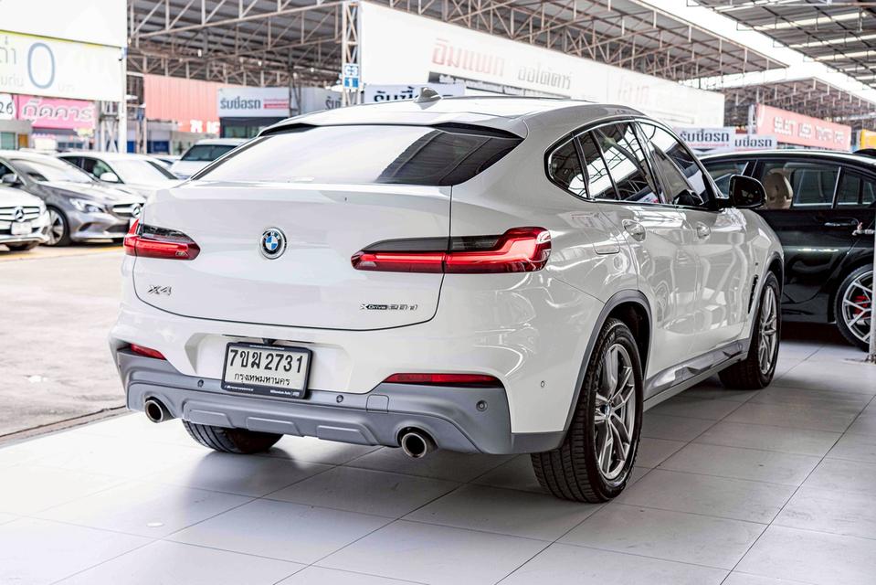 รหัสรถ NP2731 รุ่นรถ : BMW X4 XDRIVE20d M SPORT ปีรถ : 2021 8
