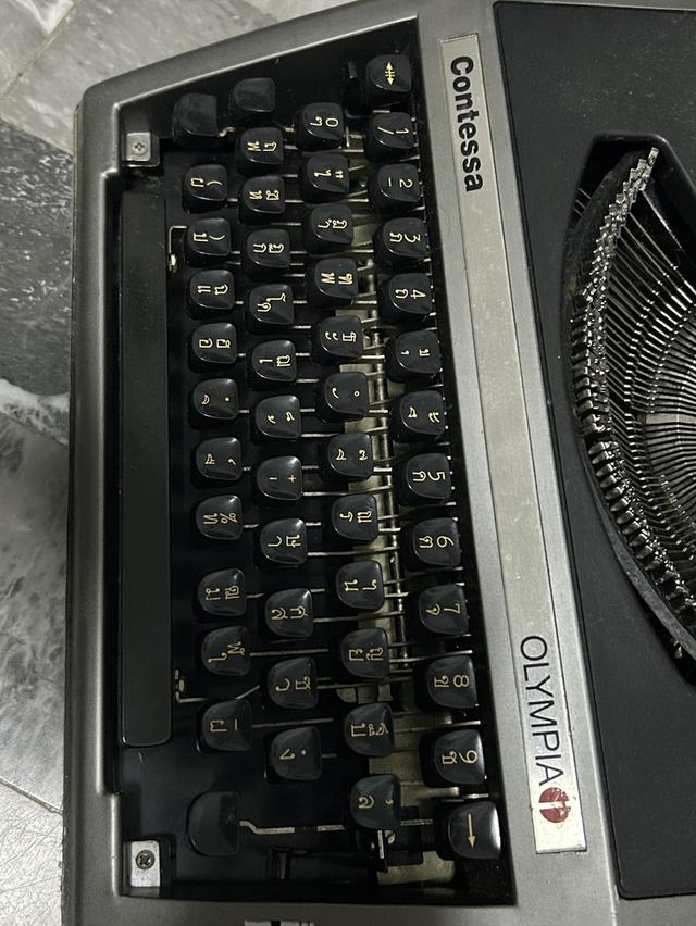 เครื่องพิมพ์ดีด Olympia รูปที่ 3