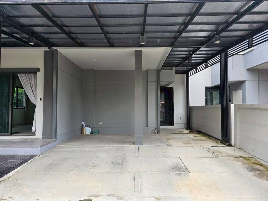 ขายบ้านแฝด โครงการ วี คอมพาวด์ ติวานนท์ รังสิต (V Compound Tiwanon-Rangsit) ขนาด 38.8 ตร.ว. ราคาพิเศษ 20