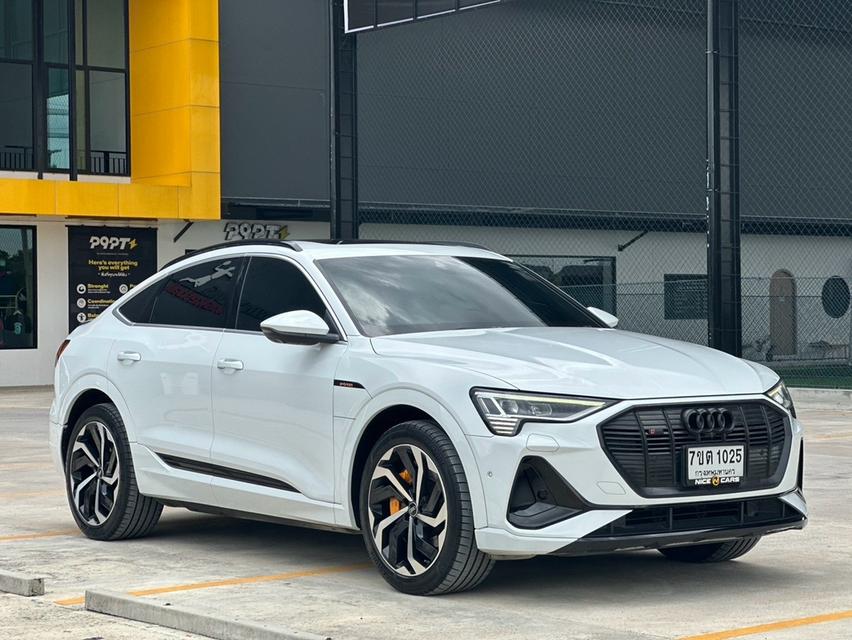 (แจ้งรหัสรถ NCT161) Audi E-tron 55 Sportback Quattro S-Line 2020 จด 2021