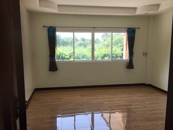 ให้เช่าบ้านเดี่ยว พื้นที่ 1 ไร่ อ.พนัสนิคม จ.ชลบุรี ใกล้ร้านสะดวกซื้อ 7/11 มินิบิ๊กซี โลตัส ซีเจ โทร 0879556066 8