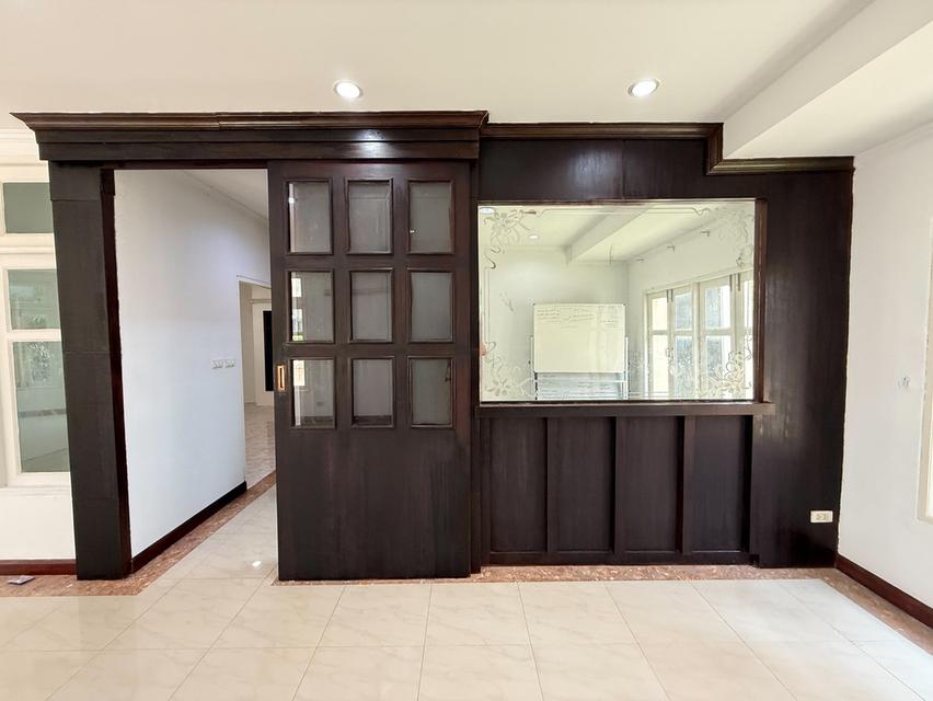 เช่าบ้าน หมู่บ้านภัสสร 4 ธัญบุรี 5ห้องนอน 3ห้องน้ำ 3