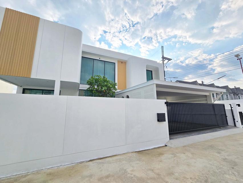 ปล่อยเช่าพูลวิลล่าส่วนตัว🍹🏊♀️ สระกว้าง ฟังกชันครบ จะพักผ่อนหรือปาร์ตี้ก็จัดเต็ม พิกัด เชียงใหม่ หางดง ทักด่วน! 3