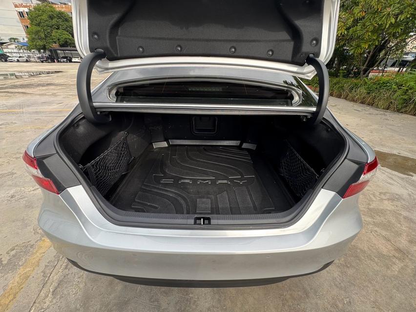 Toyota Camry 2.5G Sunroof AT 2019 รูปที่ 8