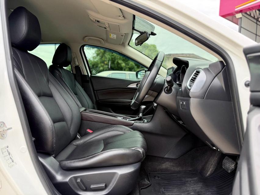 #mazda📍แถมฟรีประกันเครื่อง/เกียร์สูงสุด 2 ปี📍ใบเซอร์ตรวจรถและประวัติชัดเจน📍รับประกันเลขไมล์แท้ทุกคัน📍 รูปที่ 7