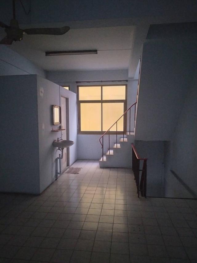 ขายตึกแถวอาคารพาณิชย์ 5 ชั้น ถนนจันทน์ ย่านสาทร 3