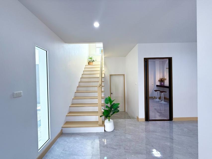 หมู่บ้านเปี่ยมภิรมย์ รีสอร์ท ซ.มิตรไมตรี 2 บ้านสวยรีโนเวทใหม่ พร้อมอยู่ ย่านหนองจอก 11