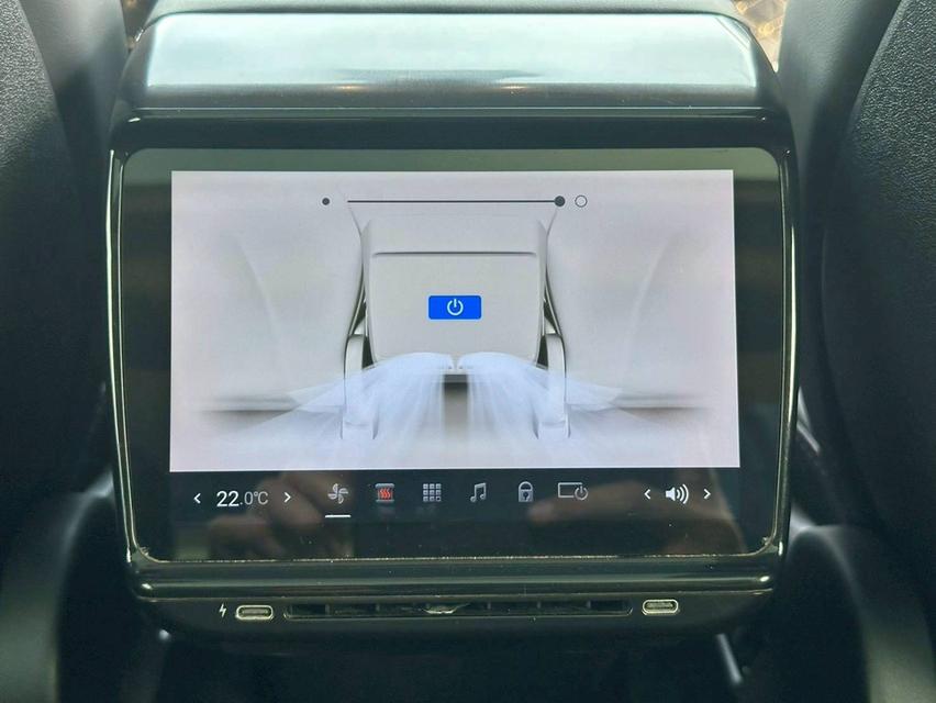 Tesla Model Y Performance ปี 2023 รูปที่ 20