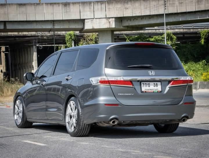 Honda Odyssey ปล่อยขายด่วน 3