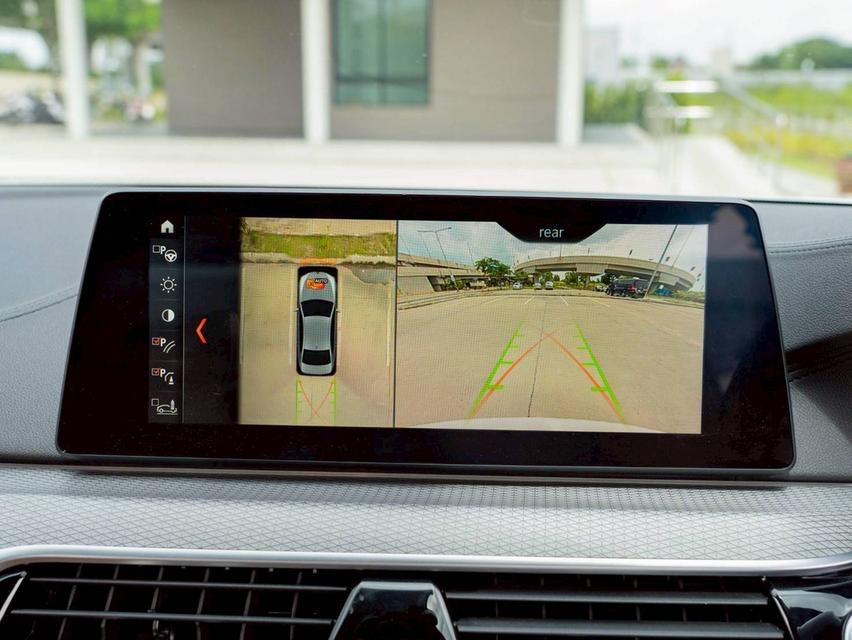 BMW 530e 2.0 M Sport Plug-in Hybrid ปี 2018 13