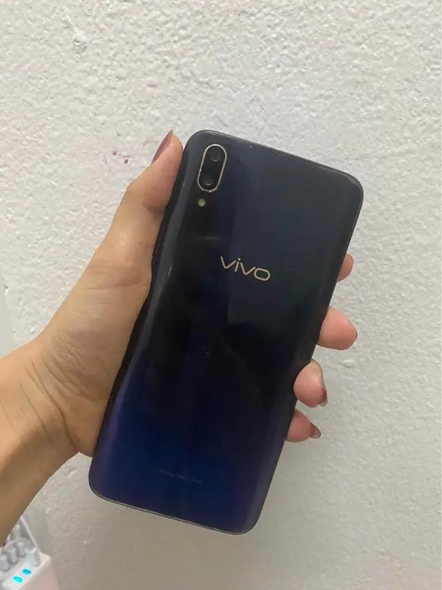 ส่งต่อเครื่องสวยราคาดี  Vivo V11 3