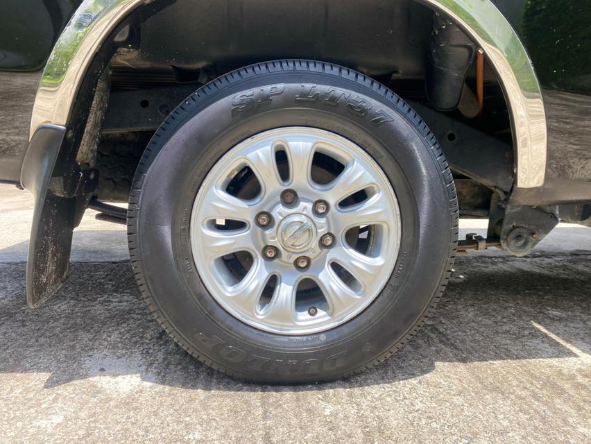 NISSAN FRONTIER 2003 3.0 ZDI CAB MT 8
