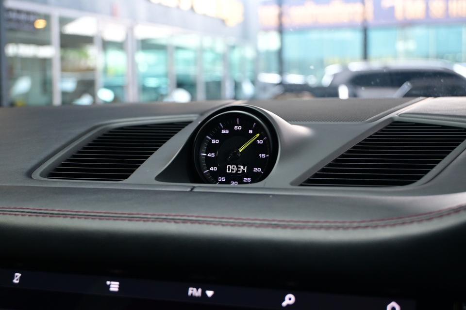 รหัสรถ JRS9431 Porsche Cayenne E Hybrid 2019 รูปที่ 19