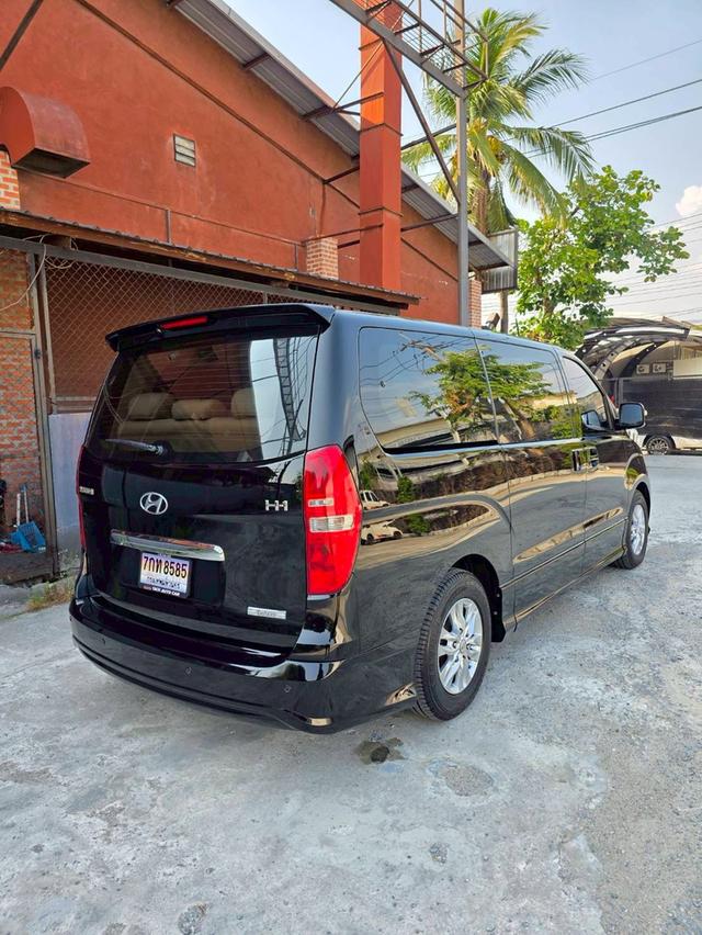 HYUNDAI H-1 Deluxe สีดำ ปี 2014 ไมล์ 130,000 กม. รูปที่ 5