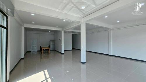 ขายอาคารพาณิชย์ หมู่บ้าน ลภาวัน 22 บางใหญ่ ราคาต่ำกว่าประเมิน เครดิตดีมีเงินเหลือ พร้อมเปิดกิจการหรือร้านอาหาร 4