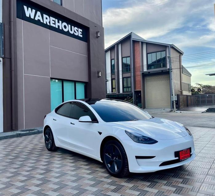 Tesla Model 3 ปี 2022 รถสภาพป้ายแดง 2