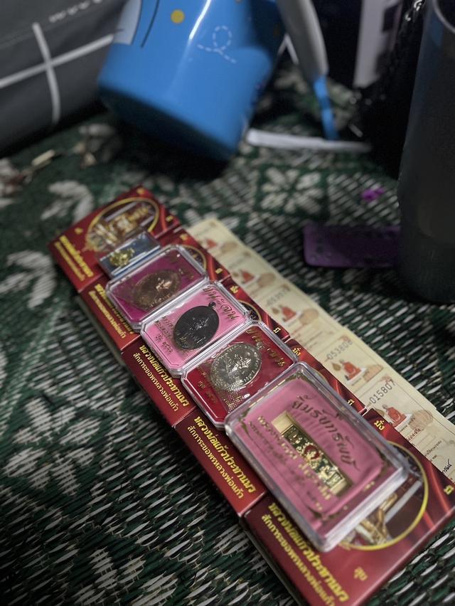 พระเครื่อง หลวงพ่อรวย รูปที่ 2