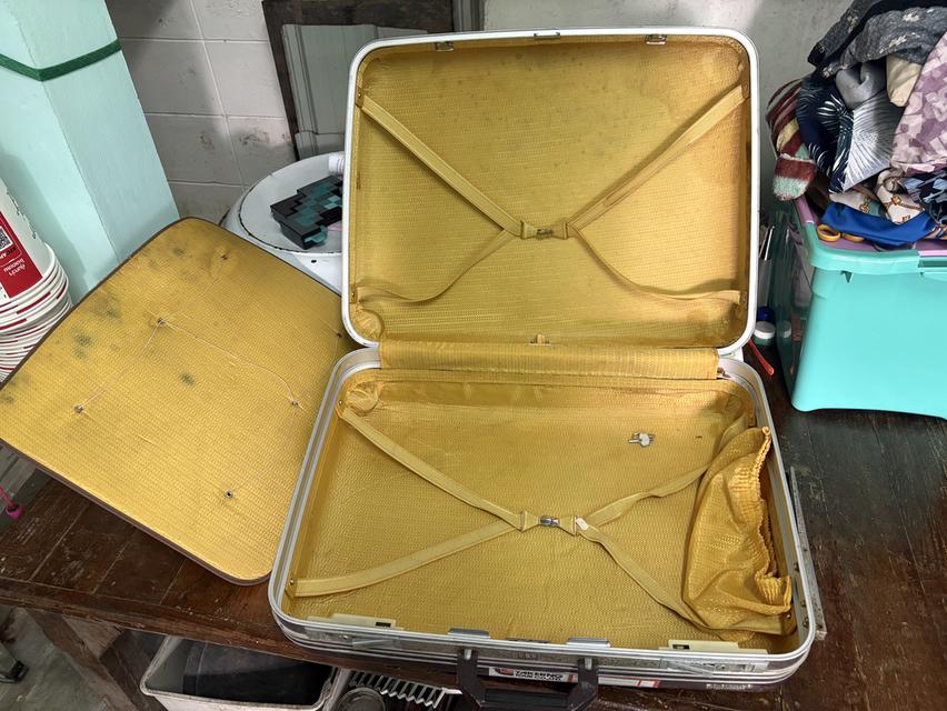 กระเป๋าเดินทางโบราณ Diplomat 4