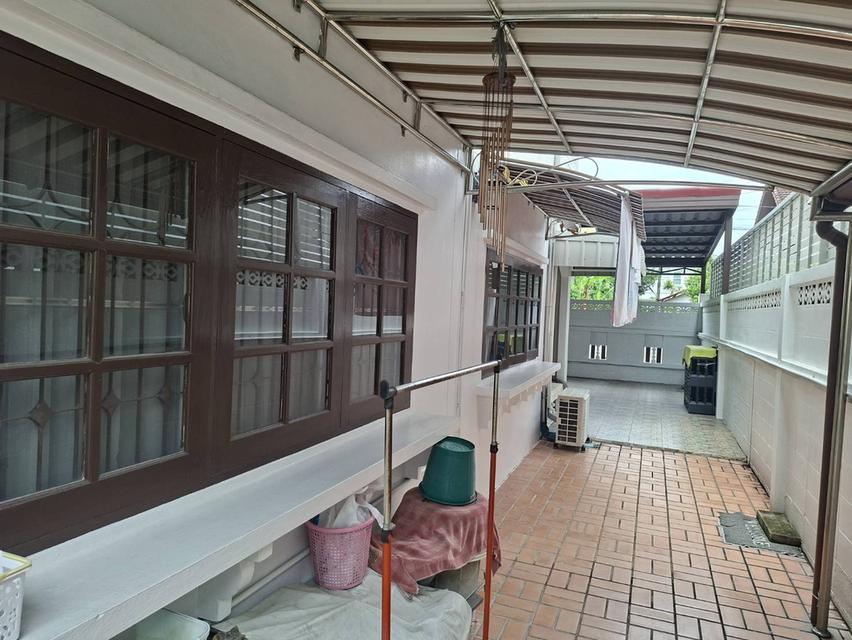 บ้านแฝด 3 ห้องนอน 2 ห้องน้ำ 14