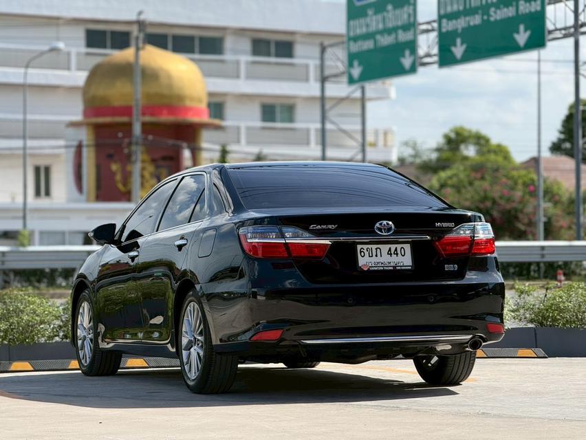 TOYOTA CAMRY, 2.5 HV PREMIUM โฉม ปี12-18 สีดำ เกียร์ออโต้ เบนซิน/ไฮบริด ตัวท็อปสุด มือเดียวป้ายแดง 👉ไมล์แท้ 128,239 km. คู่มือบุ๊คเซอร์วิสครบ รูปที่ 5