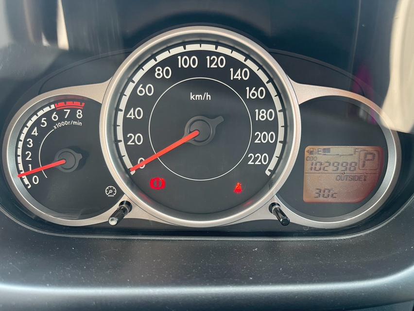 MAZDA2, 1.5 Maxx Sports ปี2013 5ประตู-ล้อยางใหม่1ชุด(ยางปี26)-ไมล์ 102,xxx km.-เครื่องยนต์เบนซิน รูปที่ 16
