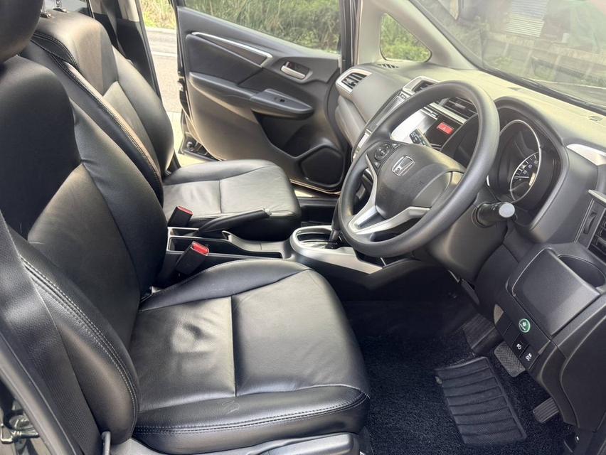 รหัสรถ AP6881 HONDA JAZZ 1.5 V PLUS AUTO ปี 2014 10