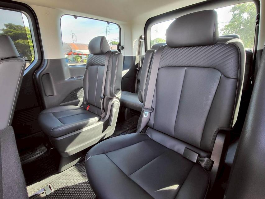 รหัสรถ NC838 📍 HYUNDAI ✳️ STARIA 2.2 SEL 18