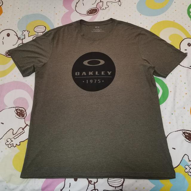 เสื้อยืด​แขนสั้น Oakley รูปที่ 2