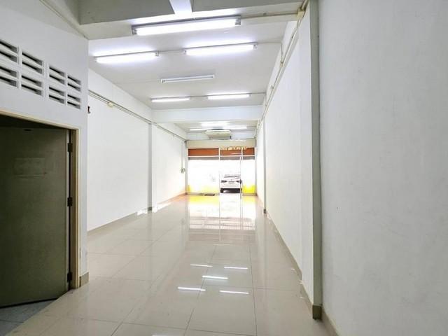 ขายอาคารพาณิชย์ 3 ชั้น โครงการกู๊ดวิวทำเลธุรกิจค้าขายและพร้อมพักอาศัย บนเนื้อที่ 24.3 ตรว 2