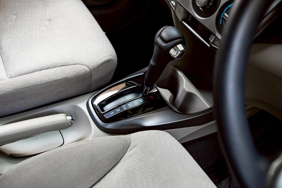 Honda City 1.5S เกียร์ออโต้ ปี 2013 สีขาว ไมล์แท้ 90,000  18