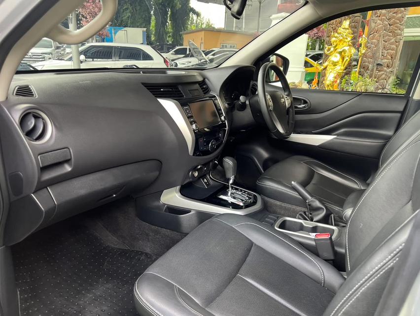Nissan NP300 Navara Double Cab VL 4WD เครื่อง2.5cc. AUTO ปี2020 เกียร์ออโต้ 4WD ขับสี่แท้ ลุยได้ทุกเส้นทาง เครื่องดีเซล 2.5 แรง 8