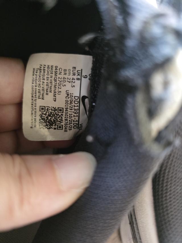 ð āļāļēāļĒāļĢāļāļāđāļāđāļē Nike āļĄāļ·āļāļŠāļāļ ð āļĢāļļāđāļ : Nike Dunk Low ð āđāļāļŠāđ : US 9 / EU 42.5 / 27 cm ðĻ āļŠāļĩ : āļāđāļē-āļāļēāļ§ / āļāļģ-āļāļēāļ§ āļŠāļ āļēāļ : āļĄāļ·āļāļŠāļāļ āđāļŠāđāļāđāļāļĒ āļĒāļąāļāļŠāļ§āļĒāļāļĒāļđāđ āļāļ·āđāļāļāļĩ āđāļŠ āļĢāļđāļāļĒāđāļāļĒāļāļĩāđ 4