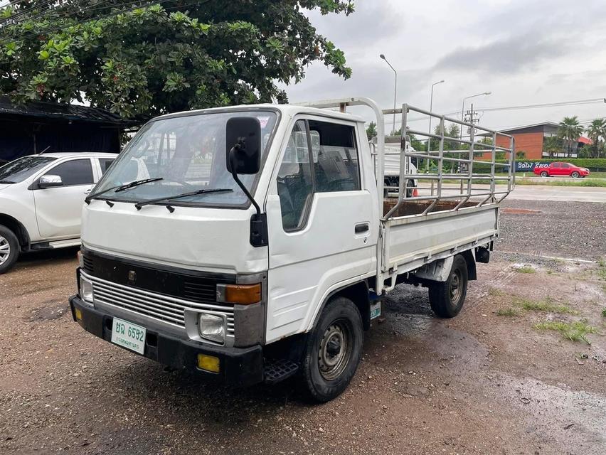 รถบรรทุก 6 ล้อเล็ก Toyota มือสอง 5