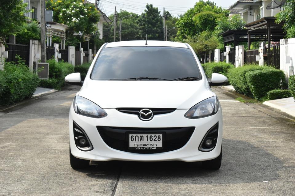 Mazda 2  1.5 Spirit ปี 2012 สีขาว  ออโต้ เบนซิน ไมล์ 9x,xxx km 4