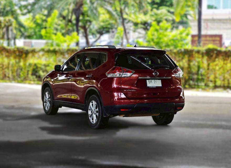 Nissan X-Trail 2.0 V 4WD ปี 2015  3