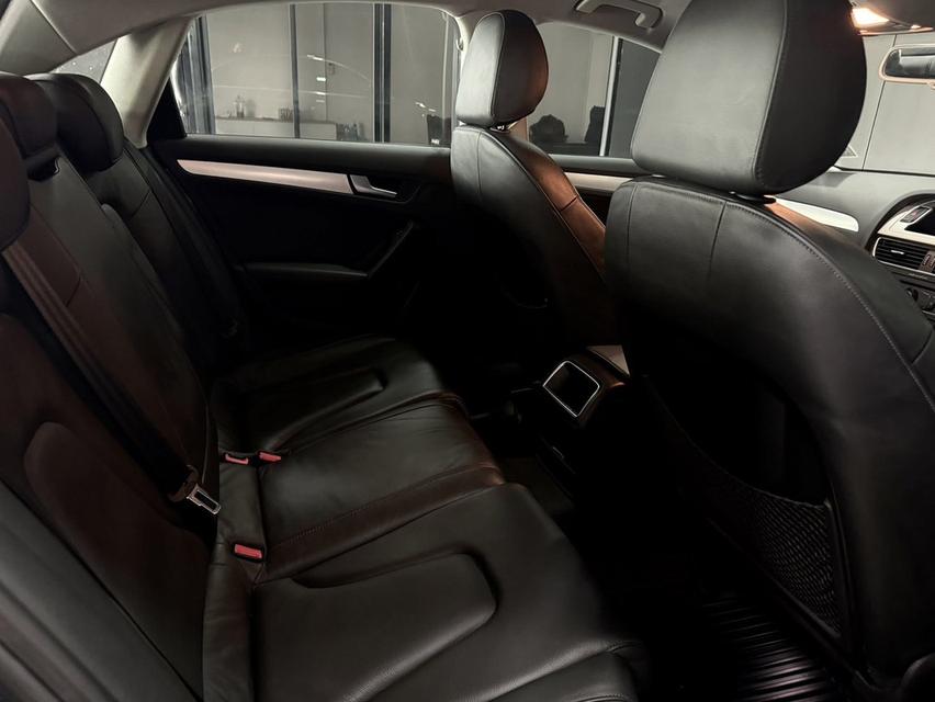 AUDI A4 B8 ปี 2008 สีพิเศษ หายาก รถมือเดียวออกห้างป้ายแดง ที่สำคัญเป็นรถศูนย์ไทย เซอร์วิชศูนย์ตลอดอายุการใช้งาน  12