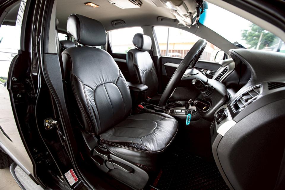 CHEVROLET Captiva 2.4 LT ปี 2012 เกียร์ออโต้ สีดำ มือเดียวป้ายแดง 11