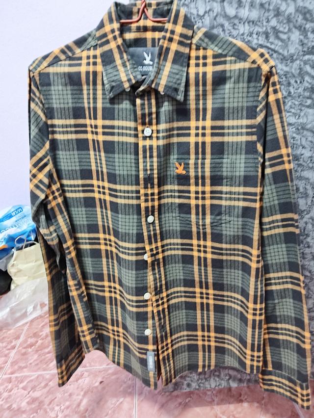 เสื้อเชิ้ตและเสื้อยืดผู้ชาย