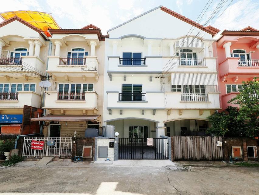 ✨ขายราคาพิเศษ✨ ทาวน์โฮม 3.5 ชั้น ม.สรานนท์ 4ห้องนอน 3ห้องน้ำ [ติวานนท์-ปากเกร็ด] บ้านเลขที่ 78/101 🔆 ขนาด 18 ตร.ว. 🔆 1