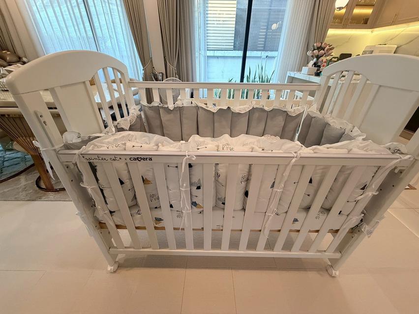 เตียงนอนเด็ก camera