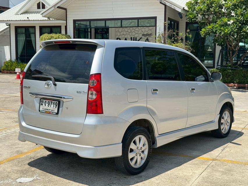 Toyota Avanza 1.5G AT 2011 รูปที่ 6