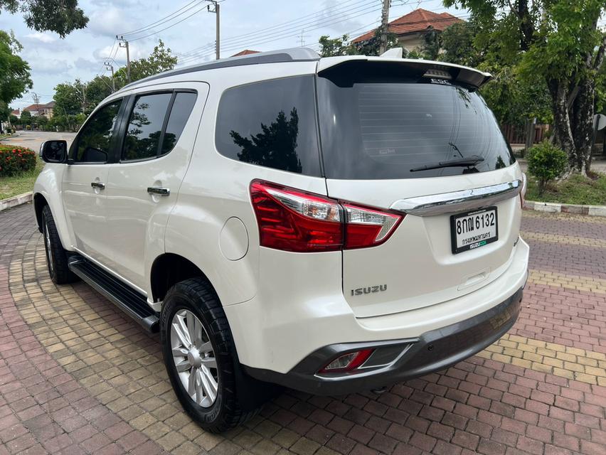 2019 Isuzu Mu-X 3.0 2WD รถ 7 ที่นั่ง ประวัติดี รูปย่อยที่ 3