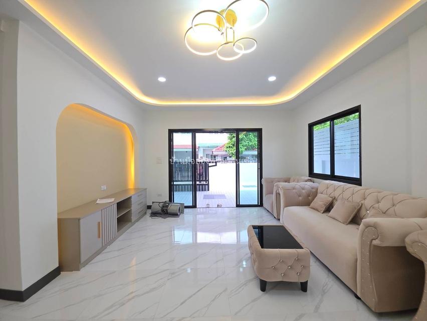 หมู่บ้านบุรีรมย์ คู้บอน 41 6