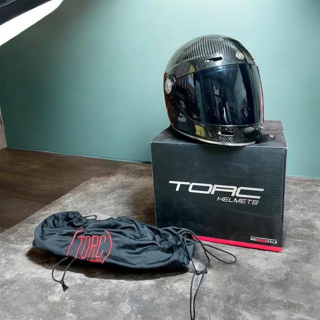 หมวกกันน๊อค torc carbon ไซร์ S