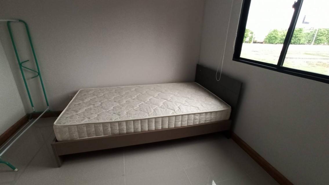 ให้เช่าทาวน์โฮม/ชั้นห้องริมแอร์ทั้งหลัง16000บาท/เดือน 11
