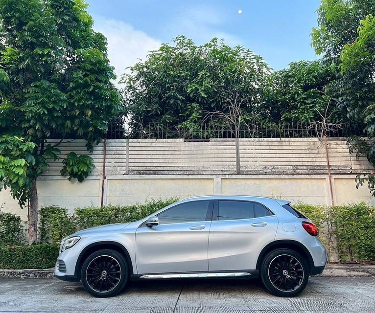 ขาย Benz Gla250Amg ปี19