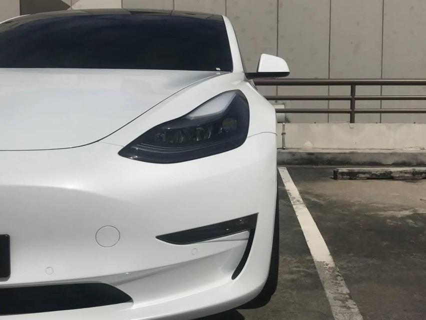 tesla model 3  ปี 2021 16