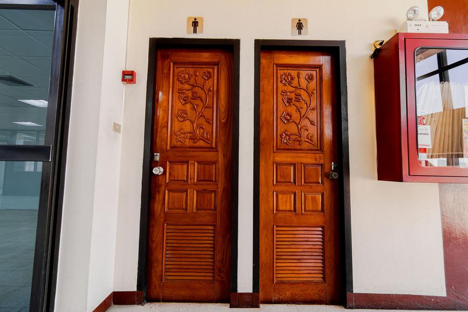 ให้เช่าพื้นที่ออฟฟิศ บนถนนบำรุงเมือง/ สำนักงาน (พื้นที่อยู่ชั้น 7-8 ) ค่าเช่า 40,000 บาท/ชั้น 9